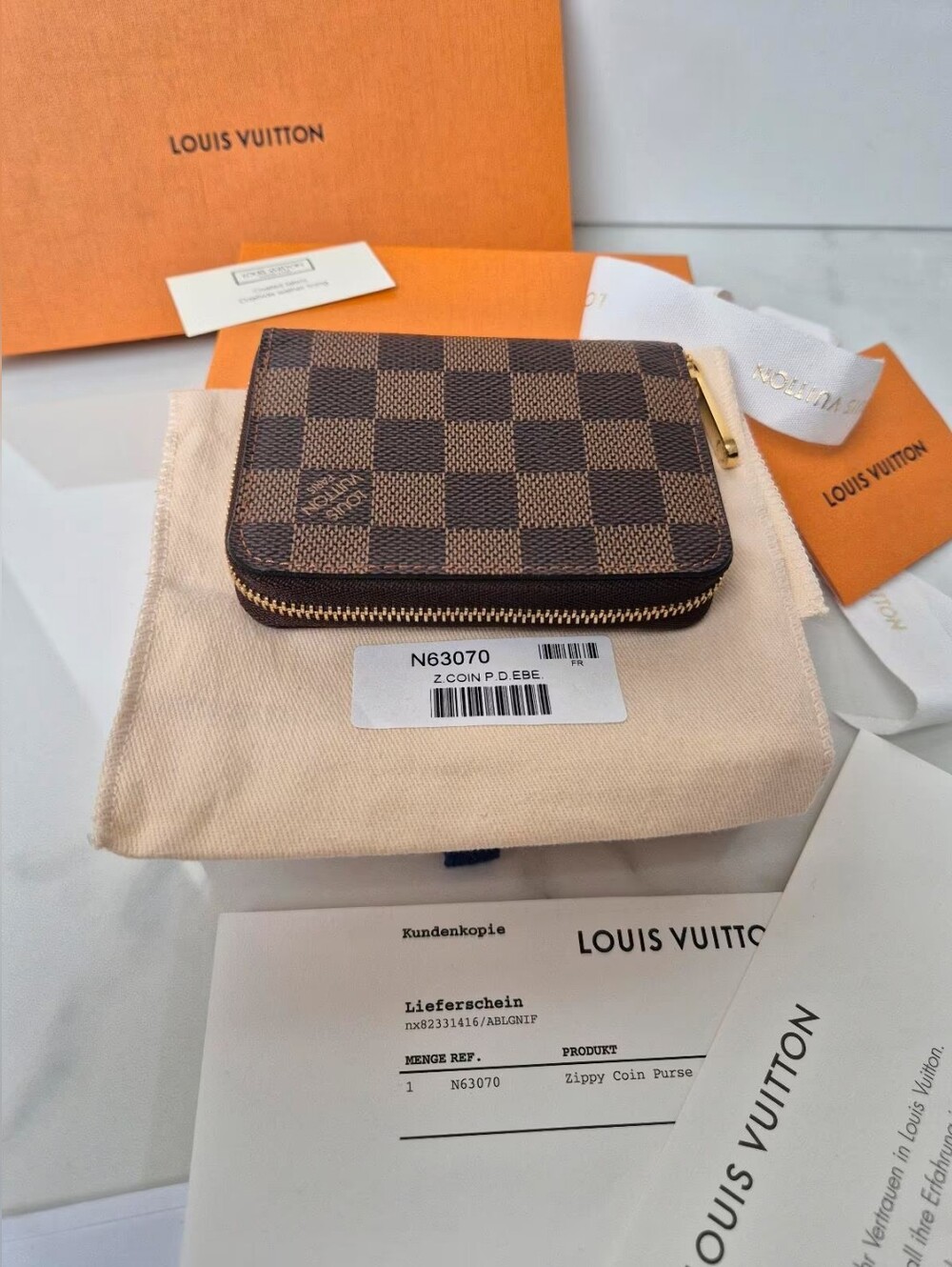 Louis Vuitton Zippy Coin Purse Wallet in Brown - Picture 3 of 10